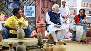 क्या है PM Modi की विश्वकर्मा योजना और आयुष्मान भव अभियान